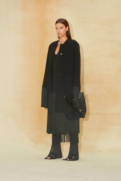 Look 19